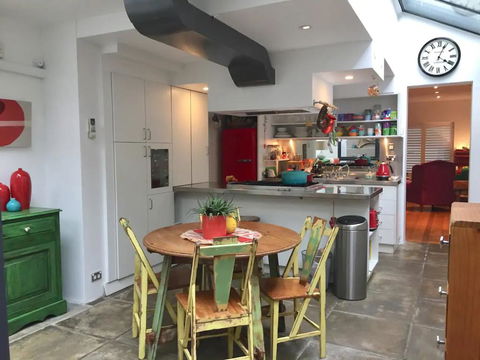 Colourful Darlinghurst Home In Perfect Location By Hyde Park - Melbourne Tourism 1