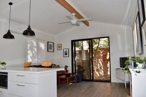 Comfortable Stylish Flat In Heart Of Fremantle - Melbourne Tourism 0