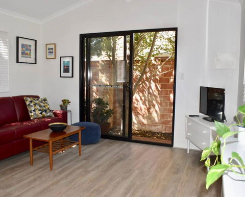 Comfortable Stylish Flat In Heart Of Fremantle - Melbourne Tourism 1
