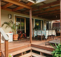 Comfortable Outdoor Entertaining Lake Walks - Melbourne Tourism