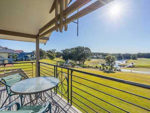 Condo 108 @ Horizons Resort & Golf, Stunning Course + Lake Views - Melbourne Tourism 0