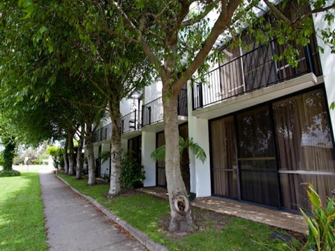 Connells Motel & Serviced Apartments - Melbourne Tourism 1