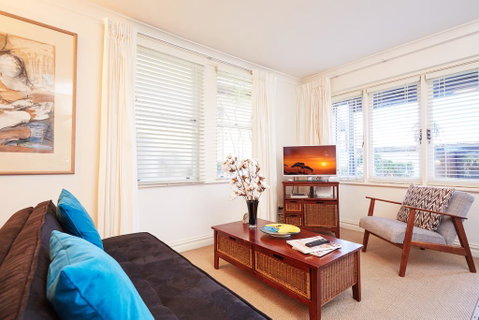Convenient Studio With Lovely Courtyard - Melbourne Tourism 0