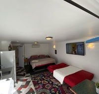 Cosy units convenient fit all needs - Melbourne Tourism