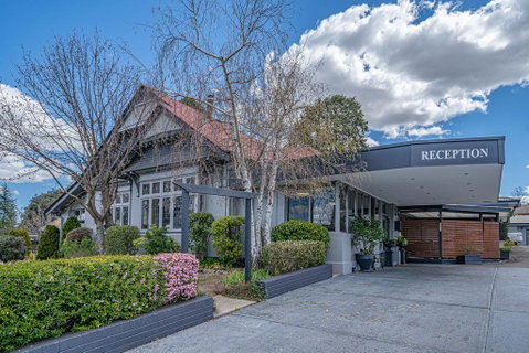 Cotswold Gardens - Melbourne Tourism 0