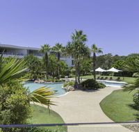 COTTON BEACH ON THE POOL 66 - Melbourne Tourism