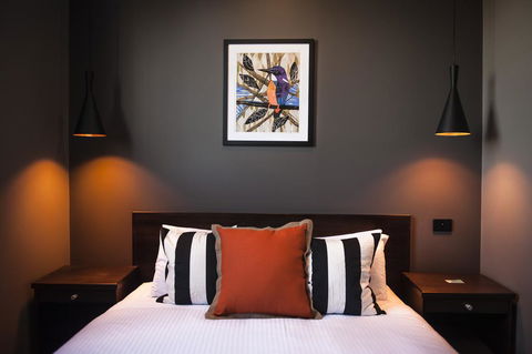 Criterion Hotel Sale - Melbourne Tourism 2