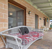Cudgee - quaint cottage with separate cabin - Melbourne Tourism
