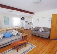 Culburra Sea Stay - beach and shop an easy walk - Melbourne Tourism