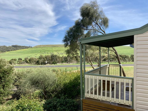 Daysy Hill Country Cottages - Melbourne Tourism 2