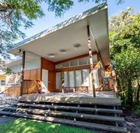 Decked out for a Fantastic Holiday - Whole house Winnett St Woorim - Melbourne Tourism