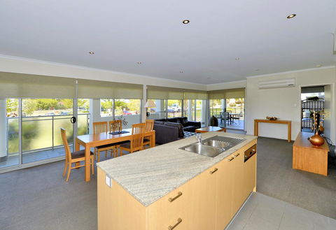 Del Mar 1 - Melbourne Tourism 2