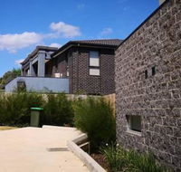 Delicate and Peaceful Bundoora Townhouse 11 - Melbourne Tourism