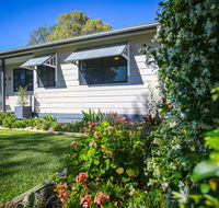 Dell-Lee Cottage - Melbourne Tourism