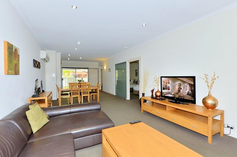 DelMar 3 - Melbourne Tourism 3