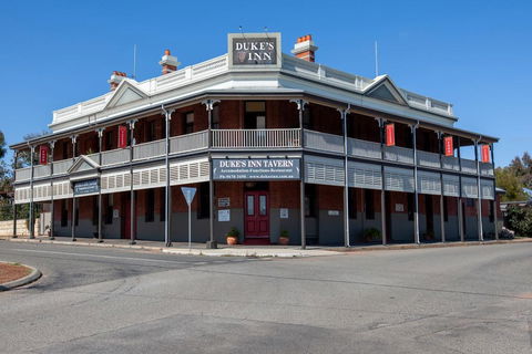 Duke's Inn - Melbourne Tourism 0