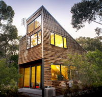 DULC Cabins - Melbourne Tourism