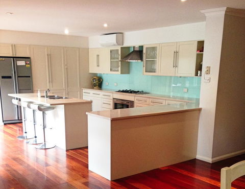 Eagles Landing - Melbourne Tourism 2