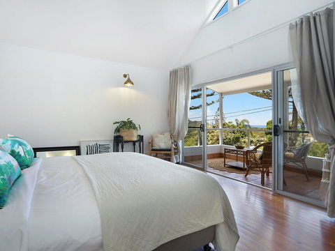 EAST COAST ESCAPES - Lighthouse Studio - Melbourne Tourism 1