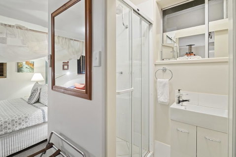 Eden Lodge - Melbourne Tourism 3