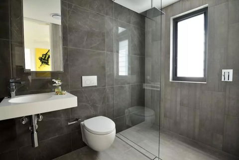 EIGHT TWO NINE TWO V: BONDI BEACH - Melbourne Tourism 3