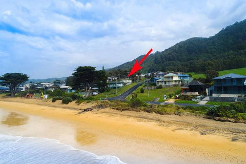 EIGHTY STEPS - Walk To The Ocean Edge - Melbourne Tourism 3