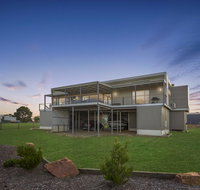 Elevation - Waterviews in Newlands Arm - Melbourne Tourism