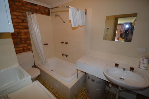 Ellswood 1 - Melbourne Tourism 3