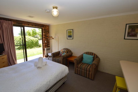 Ellswood 1 - Melbourne Tourism 1