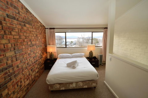 Ellswood 6 - Melbourne Tourism 3