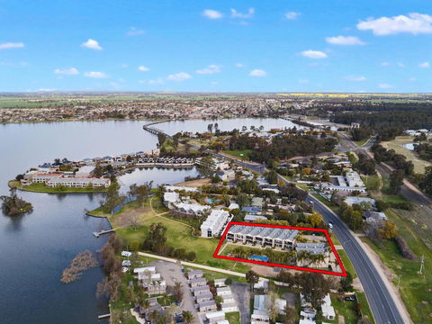 ELSINOR Townhouse 6 Mulwala - Melbourne Tourism 3
