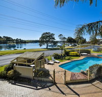 Emmanuel Holiday Apartment - Melbourne Tourism