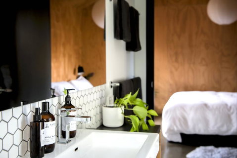 Explorers Rest - Luxury Couple Retreat In Nature - Melbourne Tourism 3