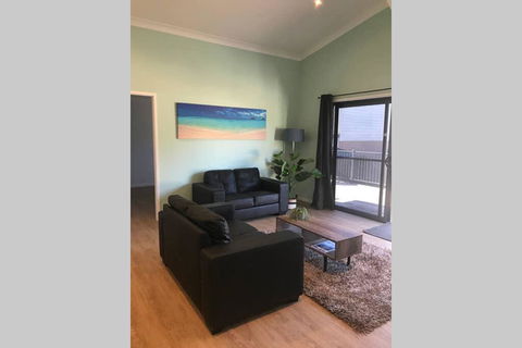 FAIRVIEW COTTAGE 25B - Waterfront Accommodation - Melbourne Tourism 1