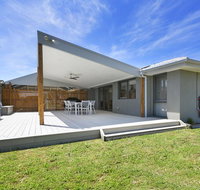 Fairway Views Pet Friendly house with WiFi AC Heating walk to beach - Melbourne Tourism
