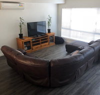 Falcon Bay 4x4 Townhouse - Melbourne Tourism