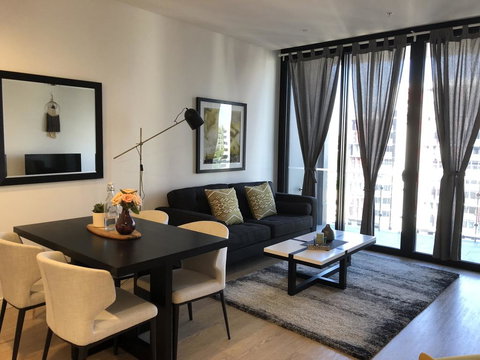 Family Home -Best Of South Bank With Car Park - Melbourne Tourism 1