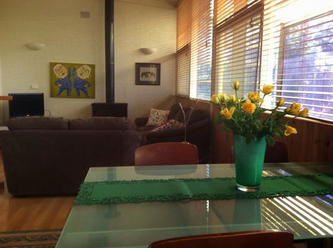 Family Room - Melbourne Tourism 2
