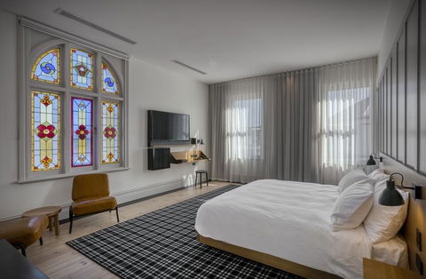 Farmers Home Hotel - Melbourne Tourism 3