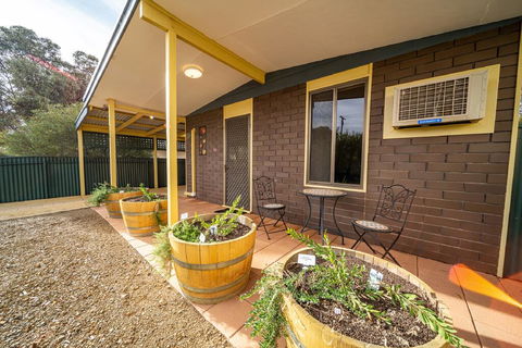 Flinders Ranges Bed And Breakfast - Melbourne Tourism 0