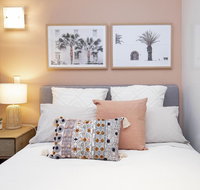 Former Dress Circle Nth Adelaide Apt with Aircon - Melbourne Tourism