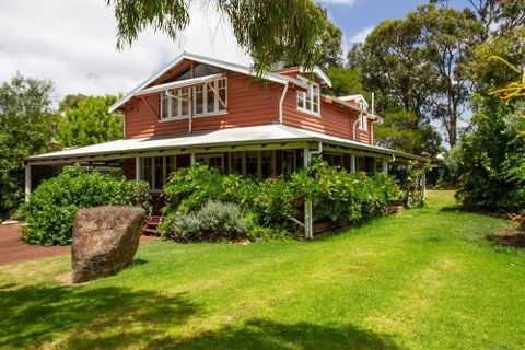 Forrest View - Melbourne Tourism 0