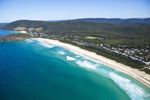FRANGIPANI BEACH HOUSE - PET FRIENDLY 22 Belbourie Cres Boomerang Beach - Melbourne Tourism 1