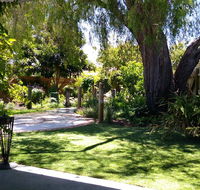 Friends Holiday House - Melbourne Tourism