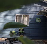 Funky Flat on Acreage - Melbourne Tourism