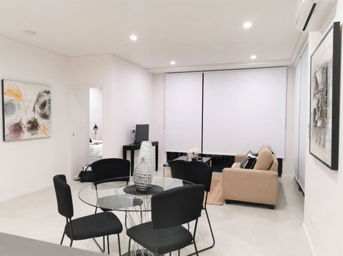 G04 Courtyard Apartment - Melbourne Tourism 2
