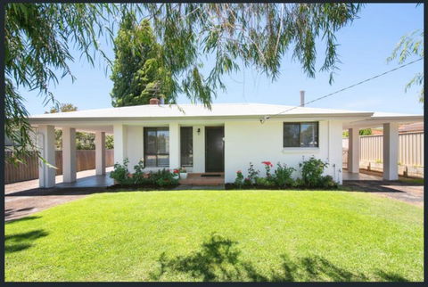 Gale Street Retreat Busselton - Melbourne Tourism 2