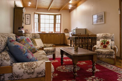 Gellibrand River Gallery Accommodation - Melbourne Tourism 3
