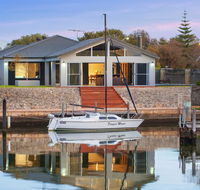 Geographe House - Melbourne Tourism