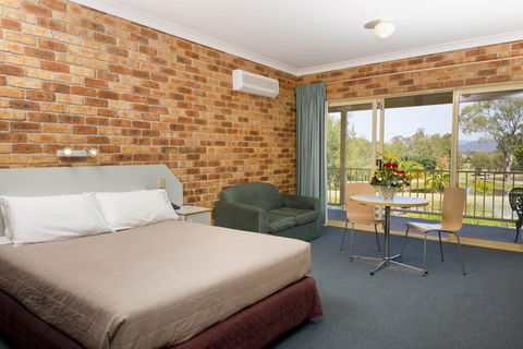 Golf Club Motor Inn Wingham - Melbourne Tourism 2